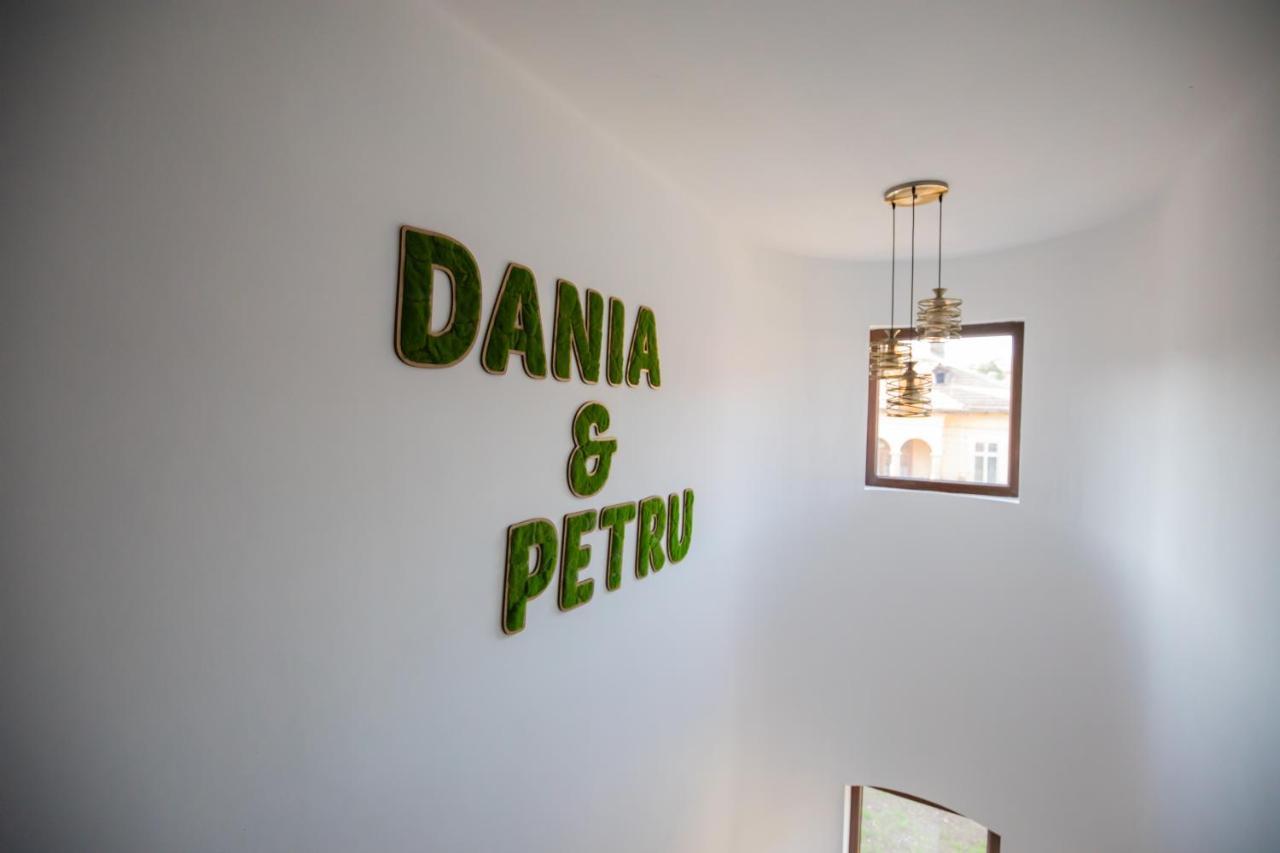 Dania&Petru Residence Tîrgu Ocna Buitenkant foto